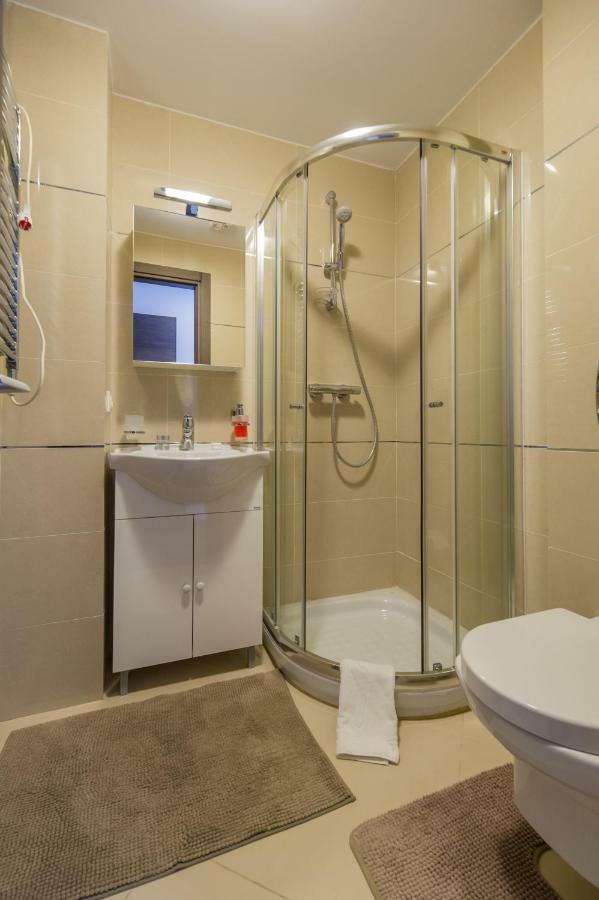 Family Apartment In Silver Mountain Resort ポイアナ・ブラショフ エクステリア 写真